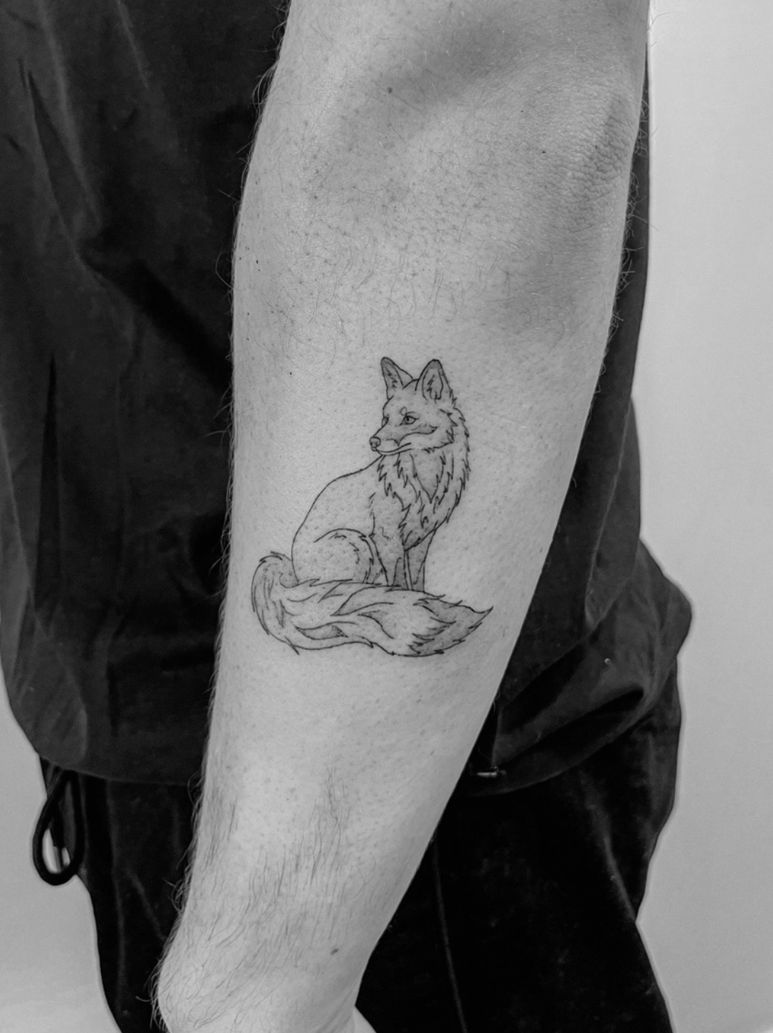Tatuaje fineline zorro